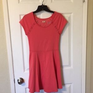 Hollister dress color peach size s